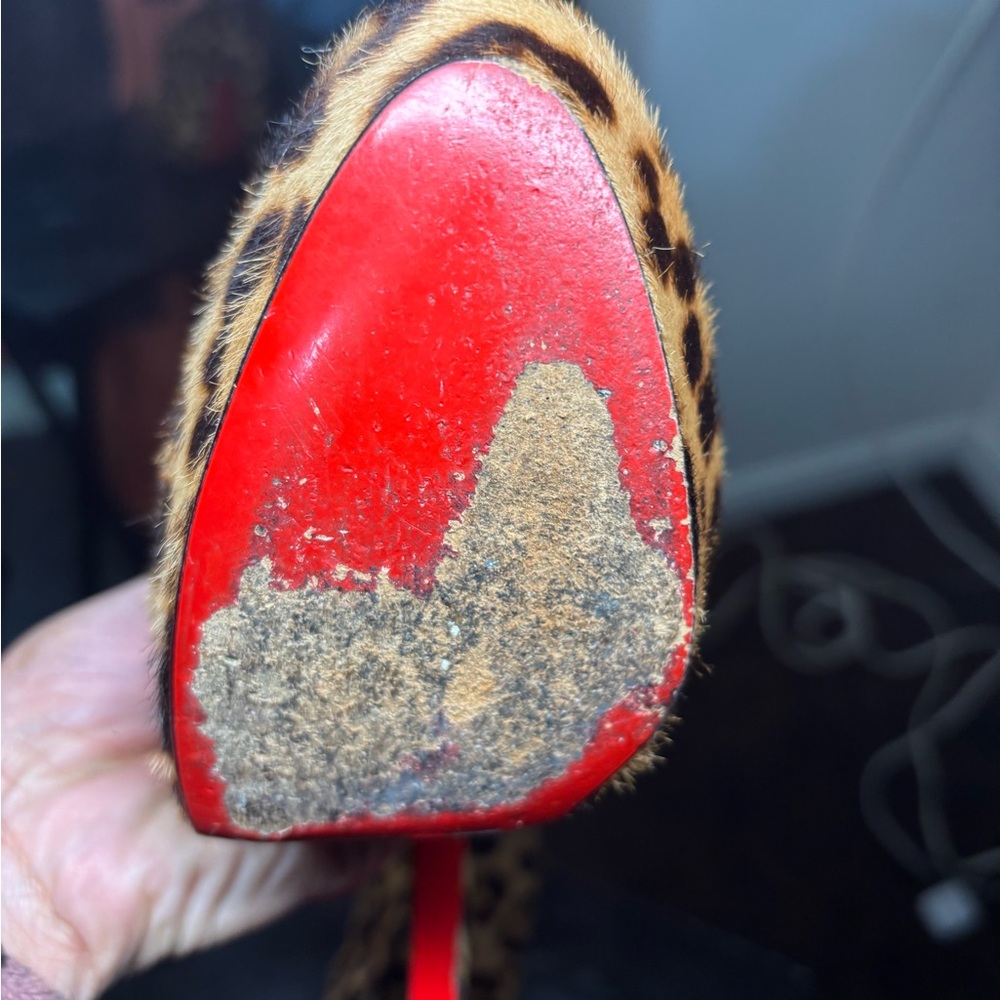 Christian Louboutin Leopard Print Women's Shoes - Picture 3 of 11